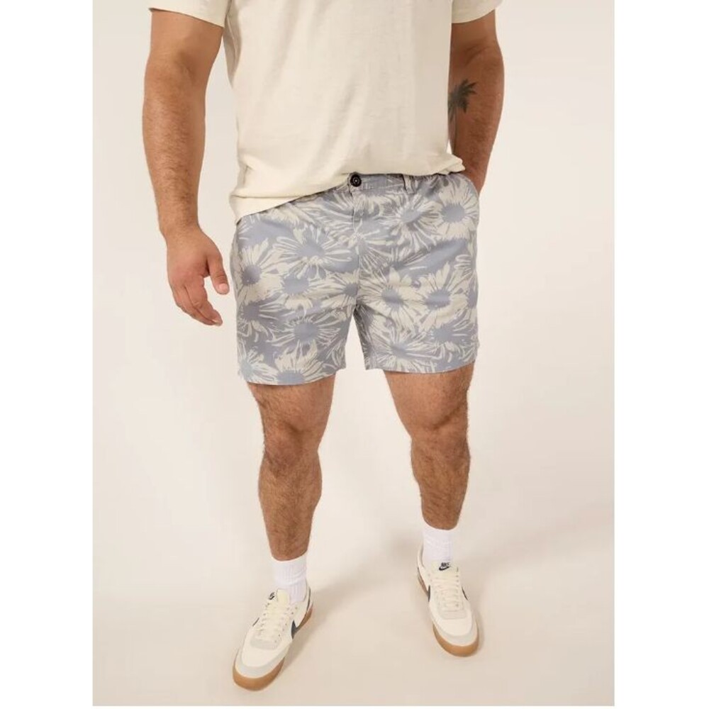 Chubbies Blue Floral Men's Flat Front Shorts